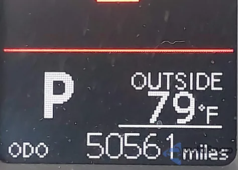 2017 Toyota Corolla Le z USA, uszkodzony, nr VIN 2T1BURHE6HC962810